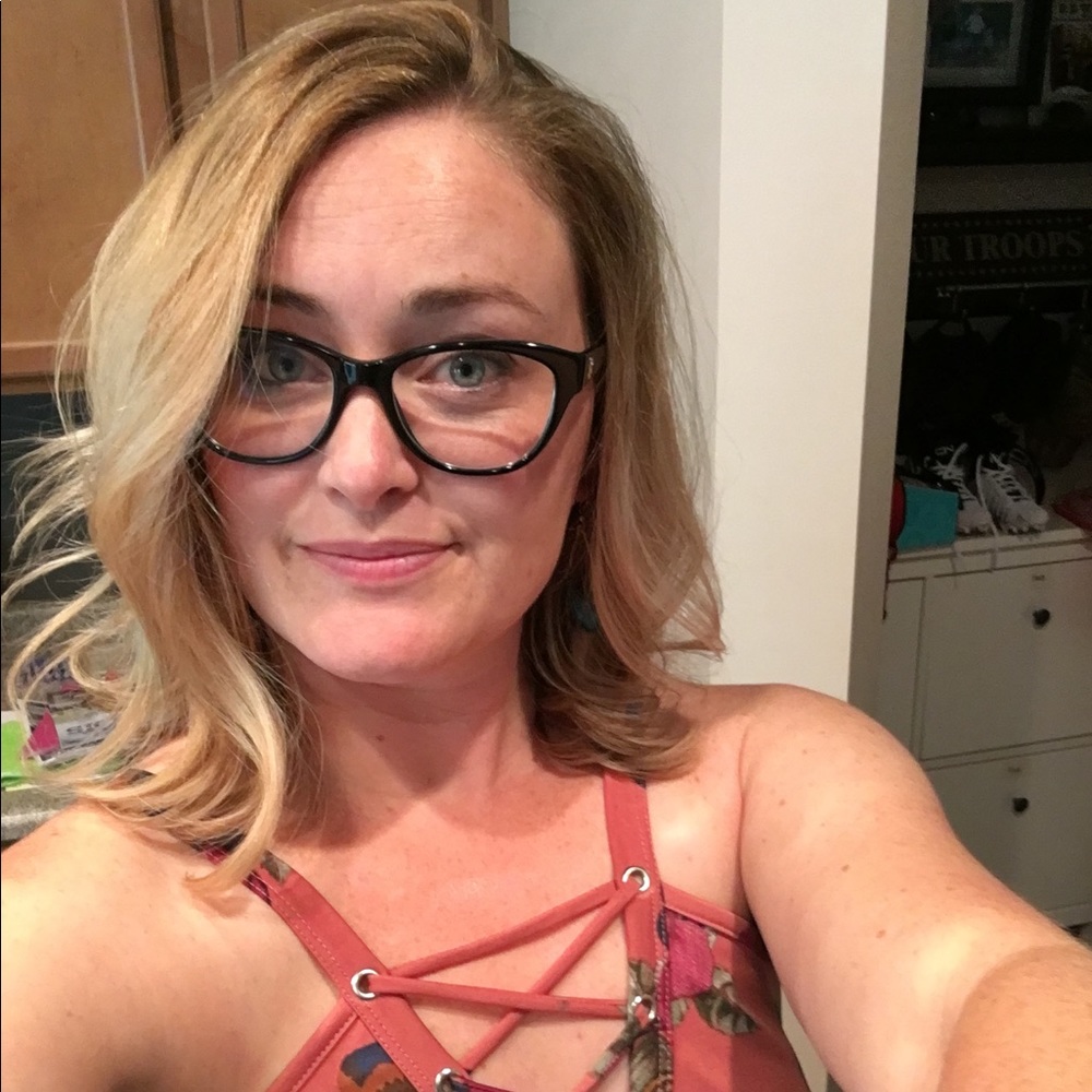 Meet your Posher, Alaina